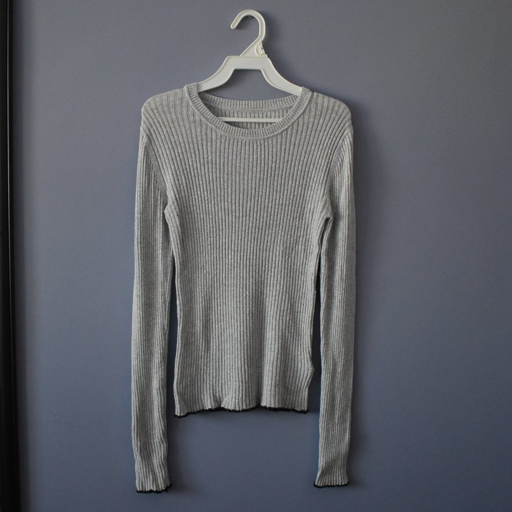 Reitman's Gray Long Sleeve Top